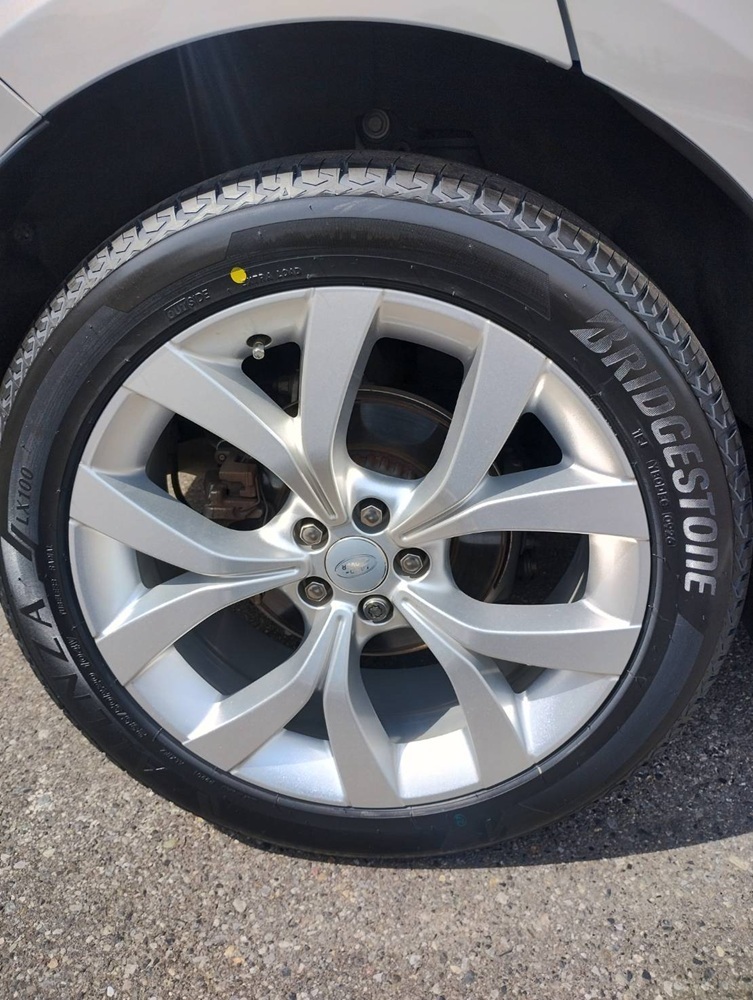Audi Q3 (アウディQ3)タイヤを新しくしました_2